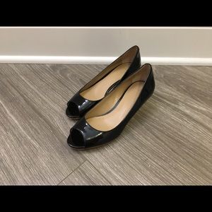 Saks Fifth Avenue Women’s open toe shoes black